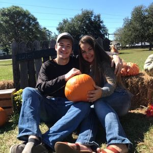 Meet your Posher, Kira